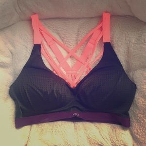 VS SPORT 36C sports bra